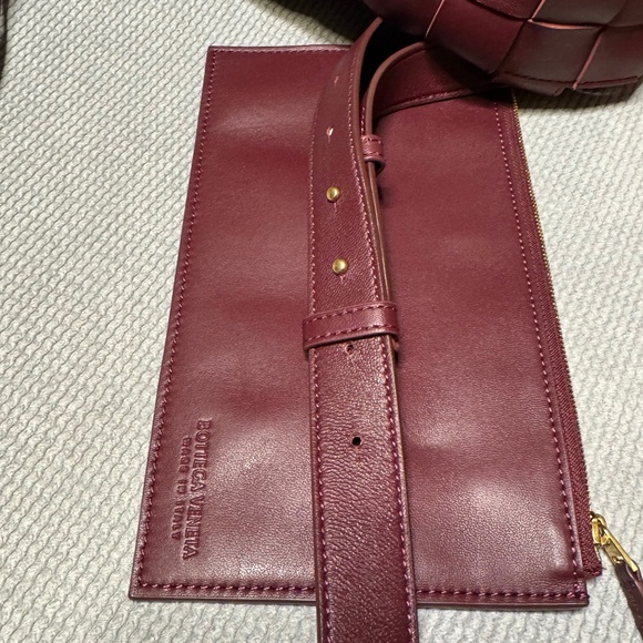 BOTTEGA VENETA Bowling Cassette Barolo Woven Leather Medium Bag - Picture 13 of 15